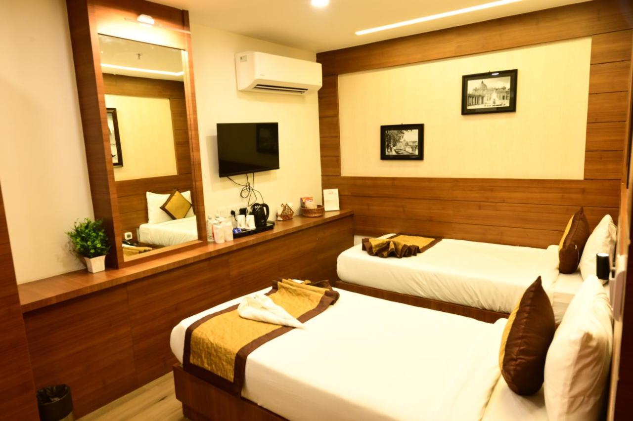 Hotel Silkhouse Premier Danapur Экстерьер фото